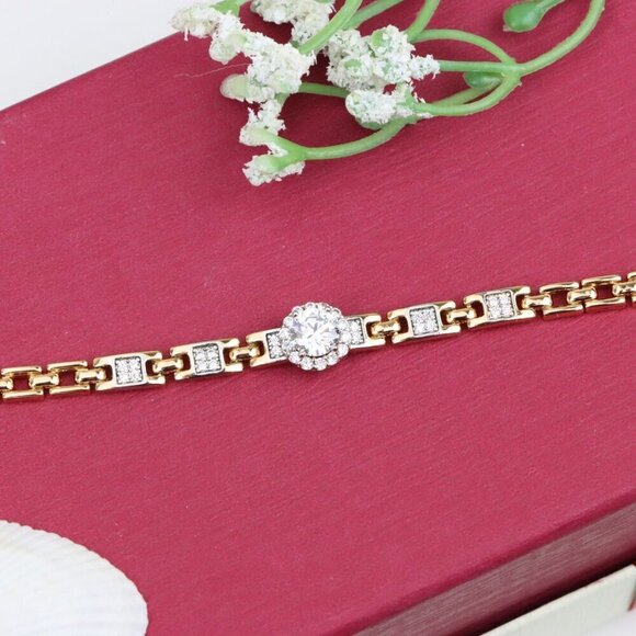 "Rose Gold Bracelet with Sparkling Centerpiece & Link Detailing, XPBL0830 - Picture 5 of 12